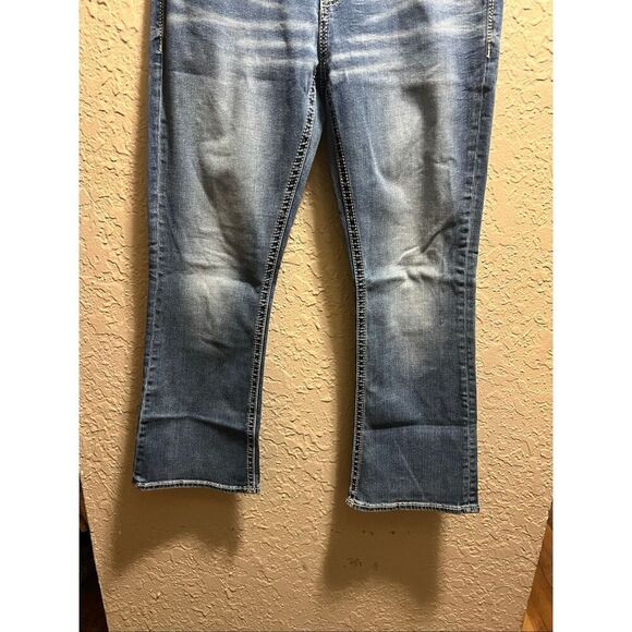 Daytrip Virgo Bootcut Jeans Woman’s Size 29S - Picture 2 of 10